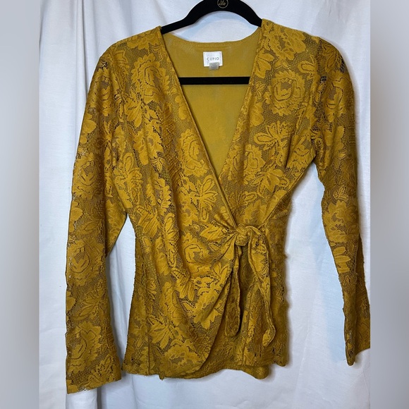 Cupio Gold Yellow Lace Overlay Long Sleeve Wrap Front Blouse Top Size Medium - Picture 1 of 8